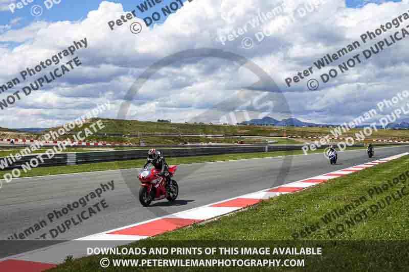 cadwell no limits trackday;cadwell park;cadwell park photographs;cadwell trackday photographs;enduro digital images;event digital images;eventdigitalimages;navarra;no limits trackdays;peter wileman photography;racing digital images;trackday digital images;trackday photos